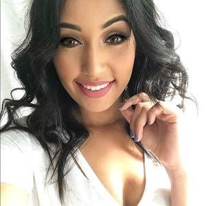 Meet your Posher, Yvonne